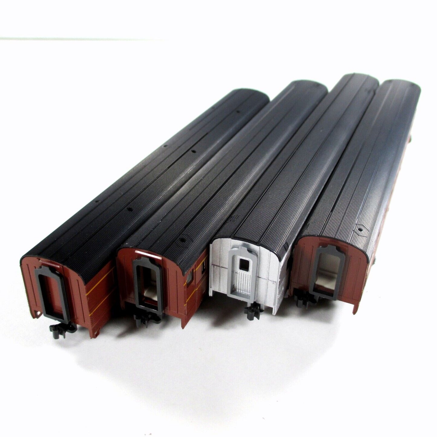 N Scale ***PENNSYLVANIA*** Corrugated Passenger Car 4-Pack Set C - Kato 106-1701