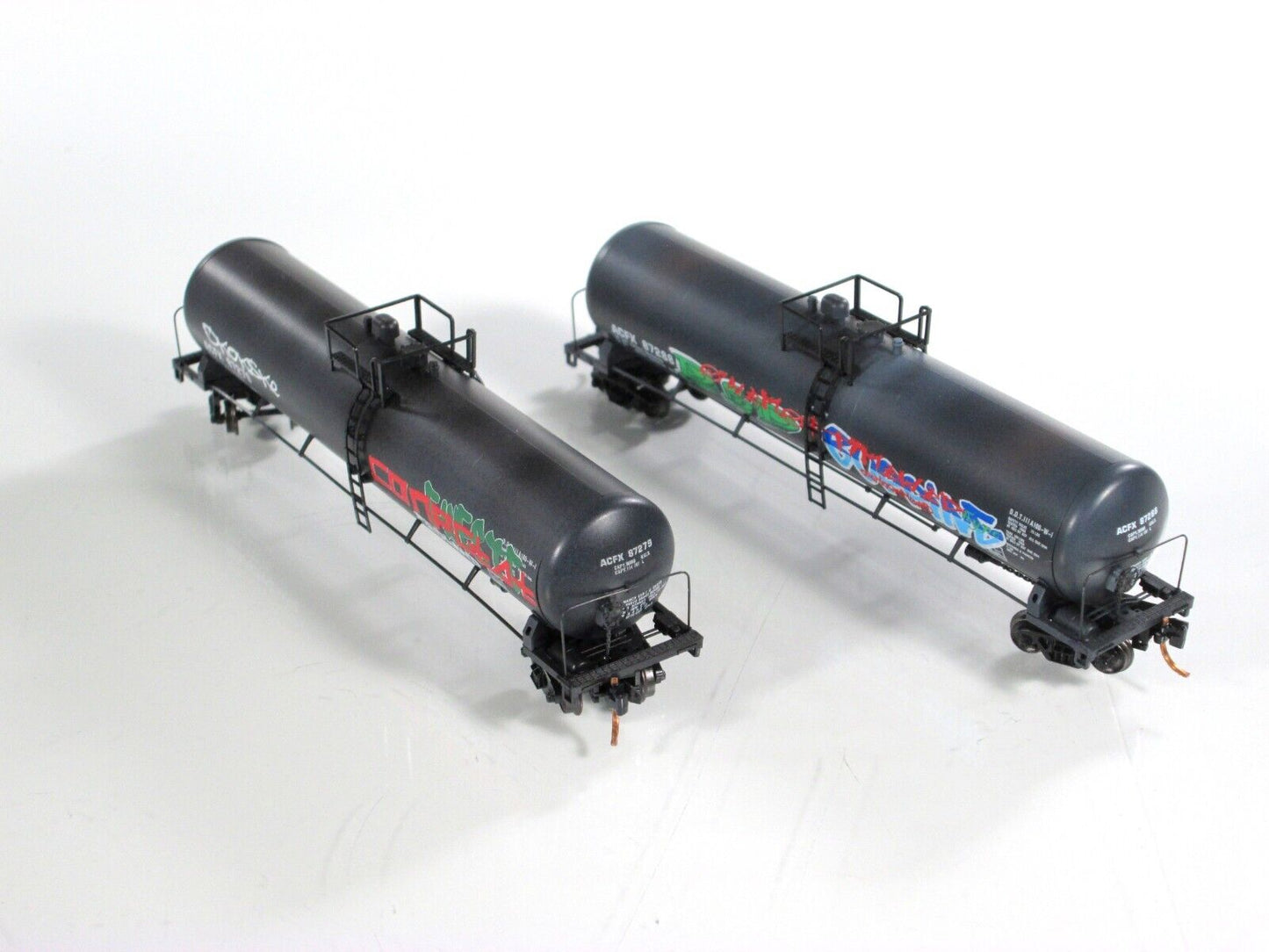 N Scale **ACFX** Weathered & Graffiti 56' Tank 2-Car Set - Micro Trains 99305060