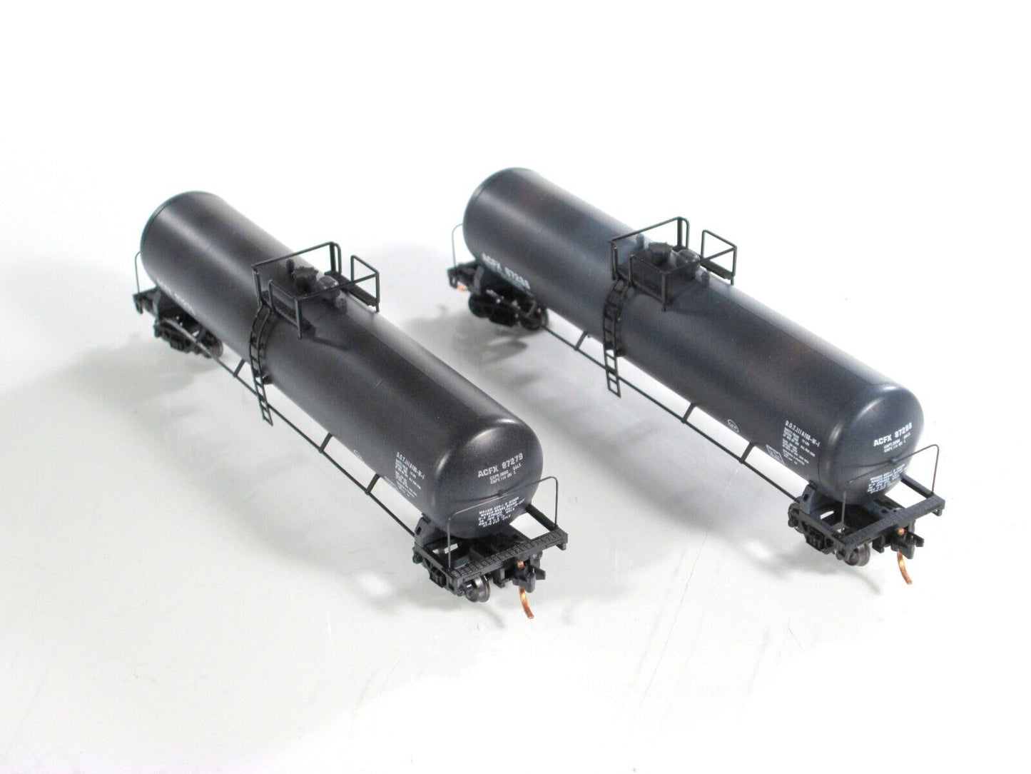 N Scale **ACFX** Weathered & Graffiti 56' Tank 2-Car Set - Micro Trains 99305060