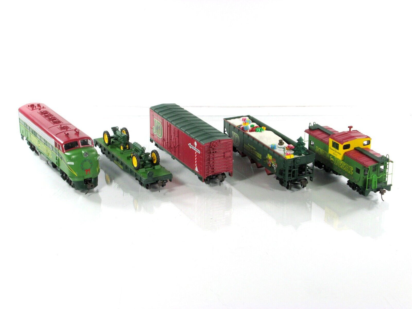 HO Scale ***JOHN DEERE*** Christmas Set - Athearn ***VERY RARE***