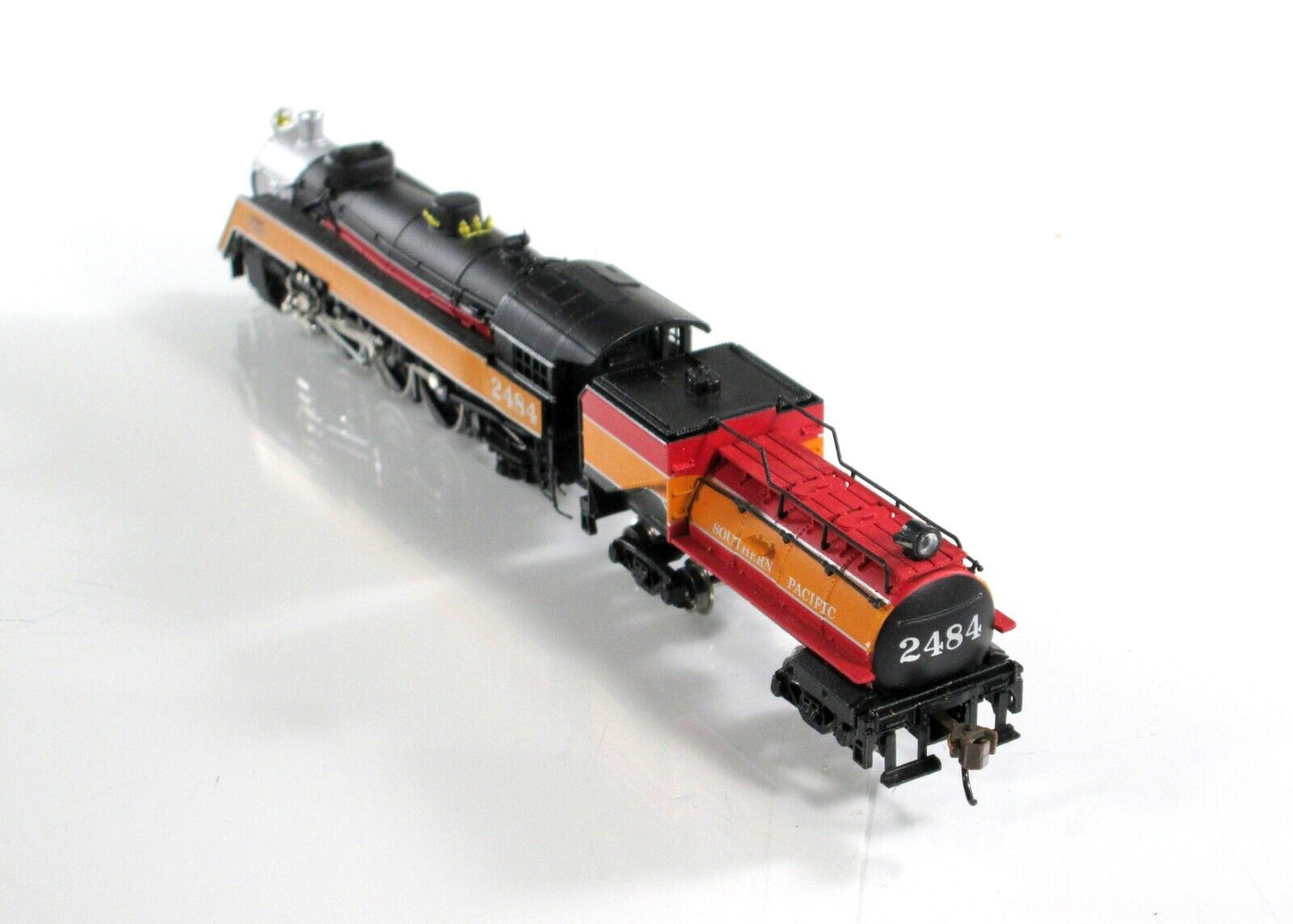 N Scale SOUTHERN PACIFIC DAYLIGHT 4-6-2 Semi-Streamliner Locomotive -Model Power