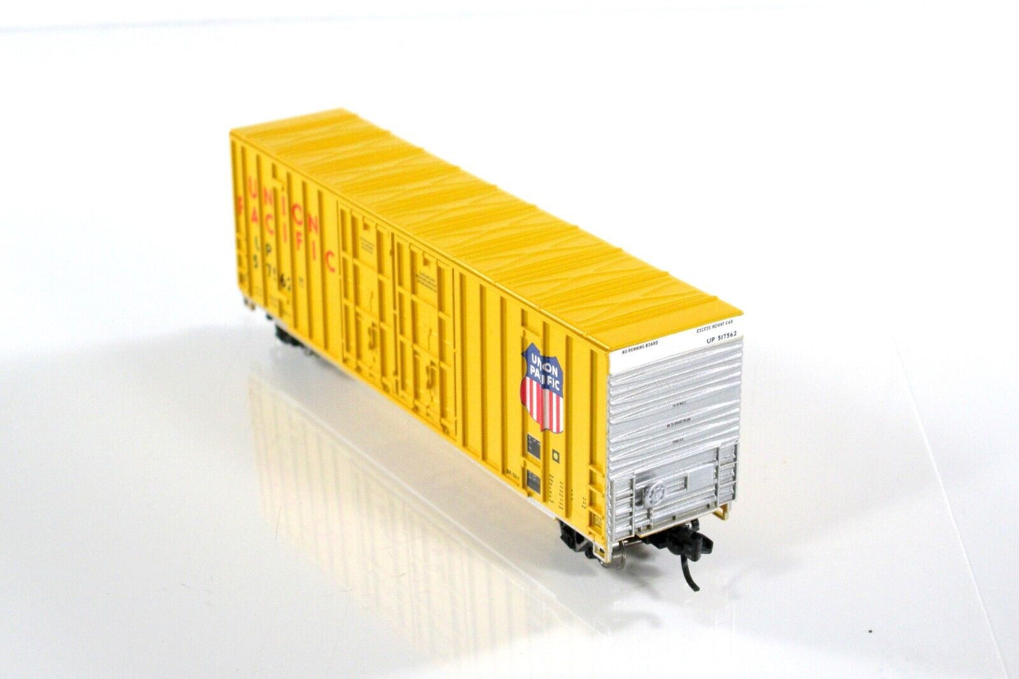 N Scale ***UNION PACIFIC*** 50' Box Car 6-Set --- Intermountain 6133004 **RARE**