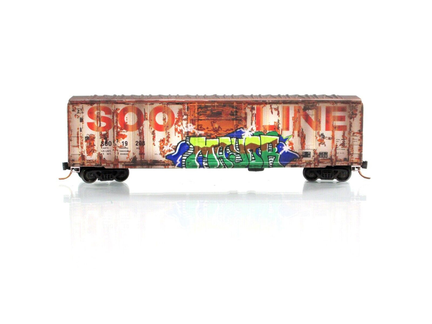 N Scale **SOO LINE** Weathered & Graffiti Box Car #19208 - Micro Trains 02744360
