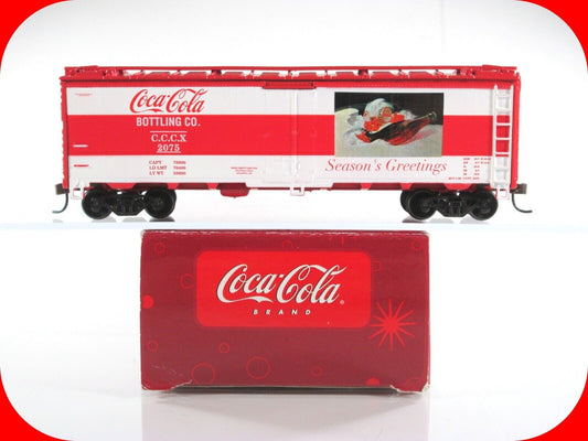 HO Scale ***COCA-COLA*** SEASON'S GREETINGS 40' Reefer, CCCX 2075 - Athearn 8331