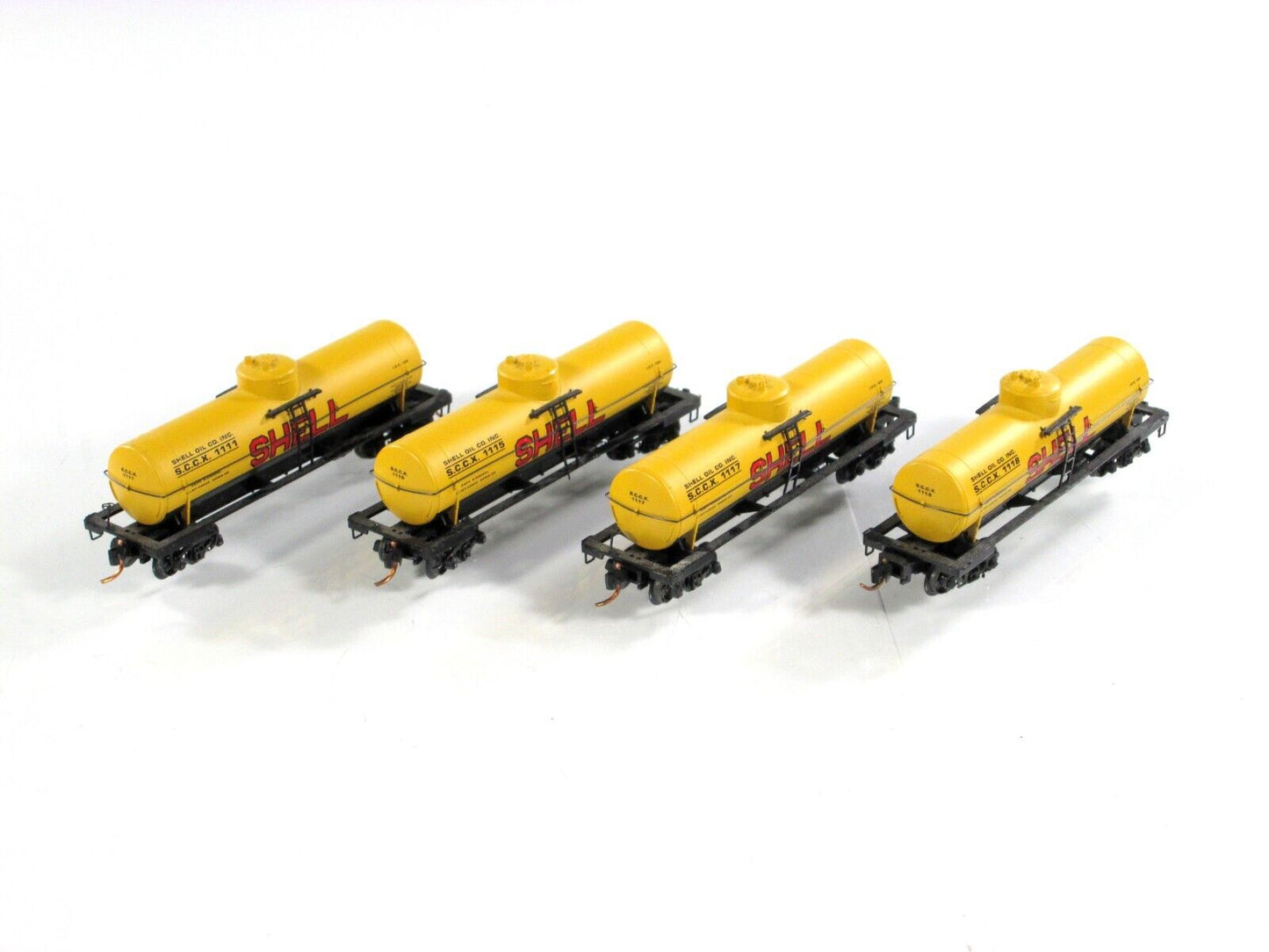N Scale *SHELL* Tank Car Set SCCX 1111, 1115, 1117, 1118 - Micro Trains 99300007