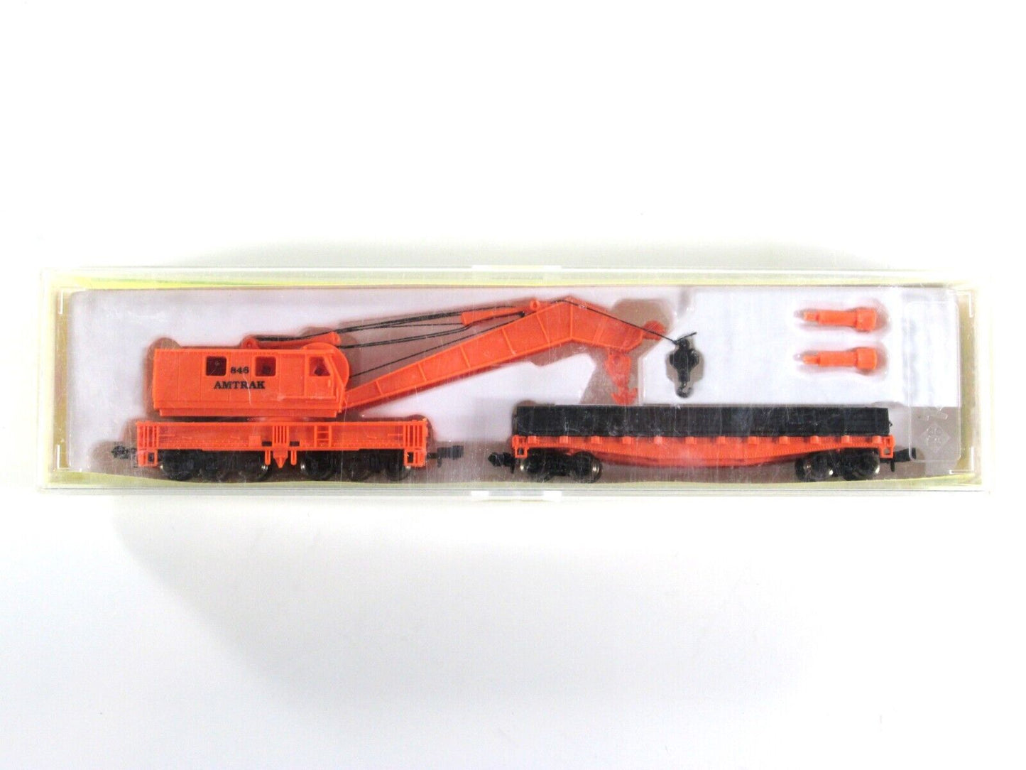 N Scale AMTRAK **MOW** Boom Crane #846, Flat Car Tender - Model Power 3163 *NEW*