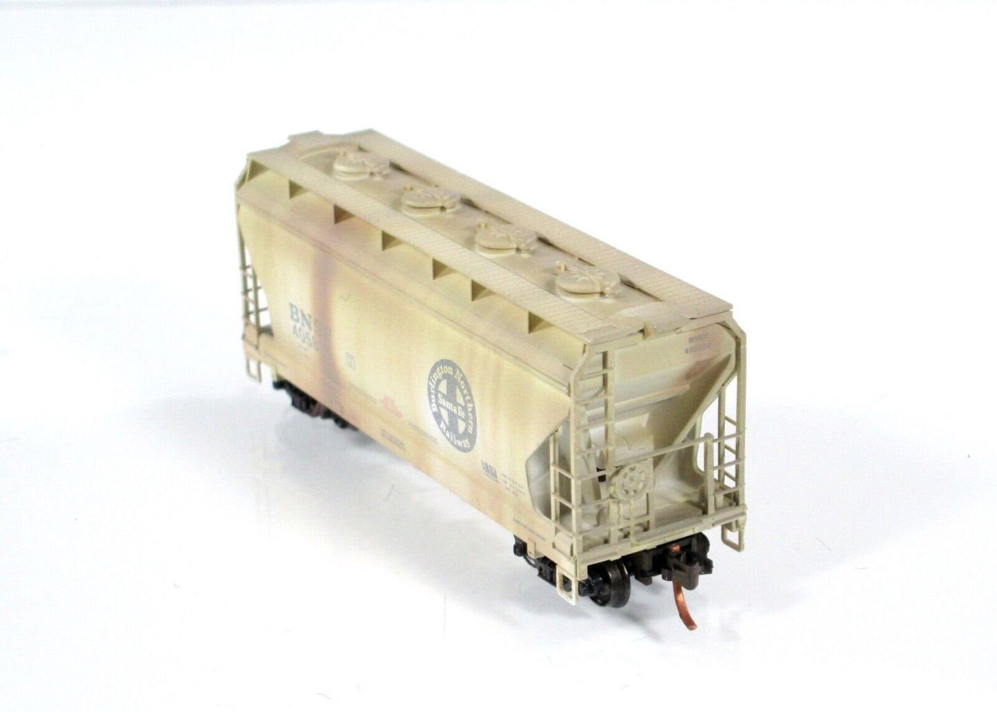 N Scale **BNSF** Weathered 2-Bay Hopper #405894 - Micro Trains Special NSC 10-89