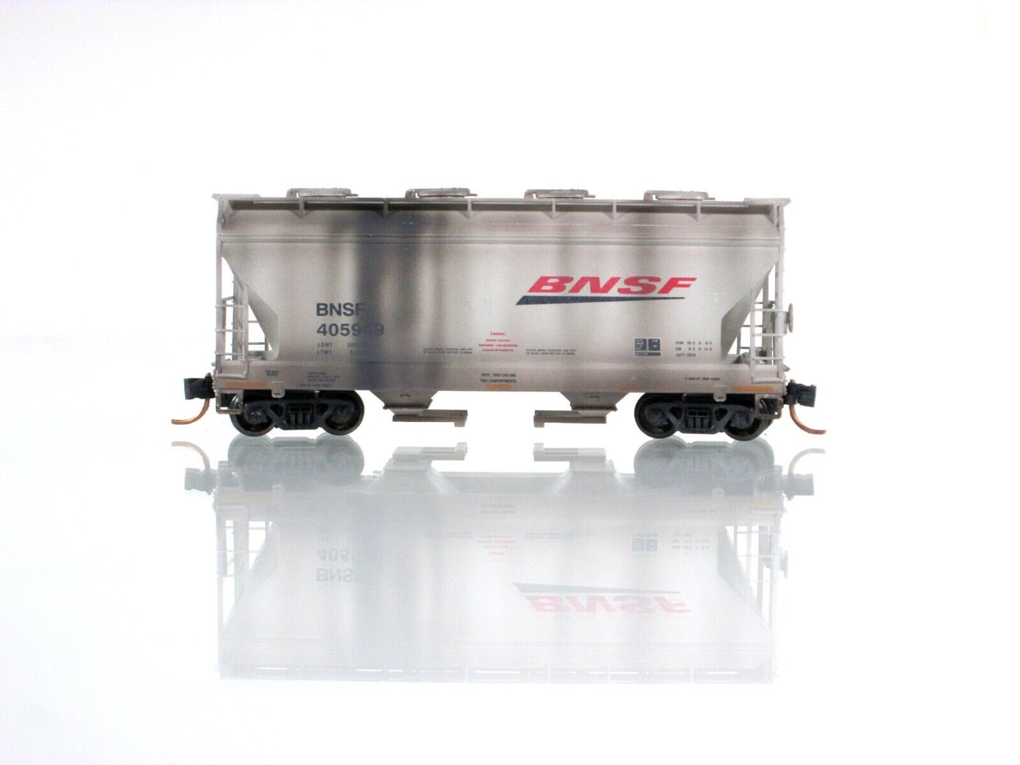 N Scale **BNSF** Weathered 2-Bay Hopper #405949 - Micro Trains Special NSC 10-87