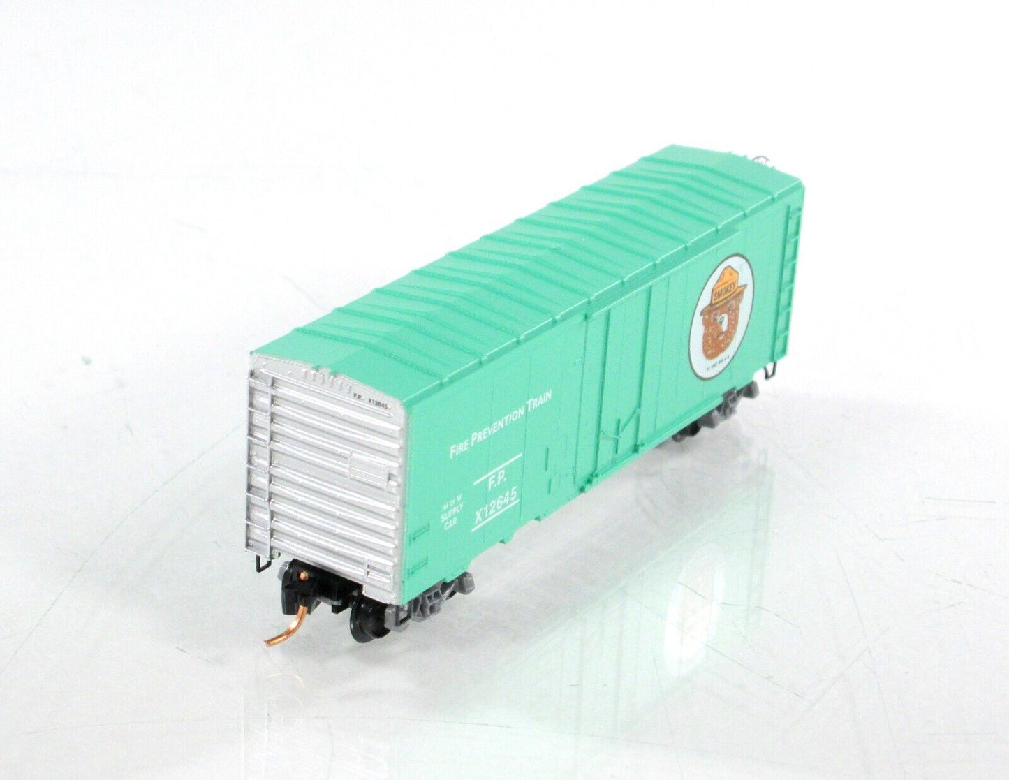 N Scale ***SMOKEY BEAR*** MoW Fire Prevention Car, FP X12645 -Micro Trains 74050