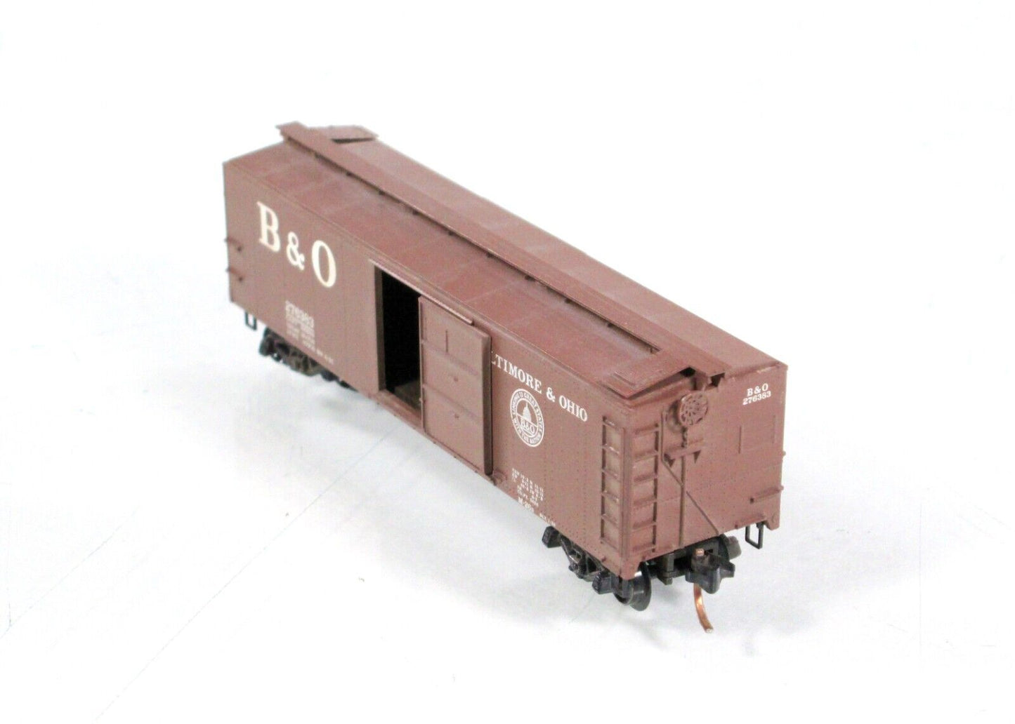 N Scale **BALTIMORE & OHIO** Weathered 40' Box Car #276383 - Micro Trains 120240
