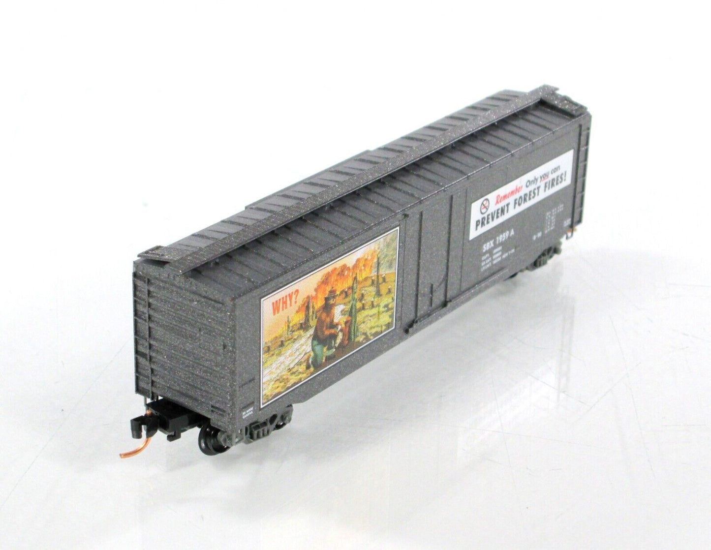 N Scale **SMOKEY BEAR** Fire Prevention Car 2, SBX 1959A - Micro Trains 03200402