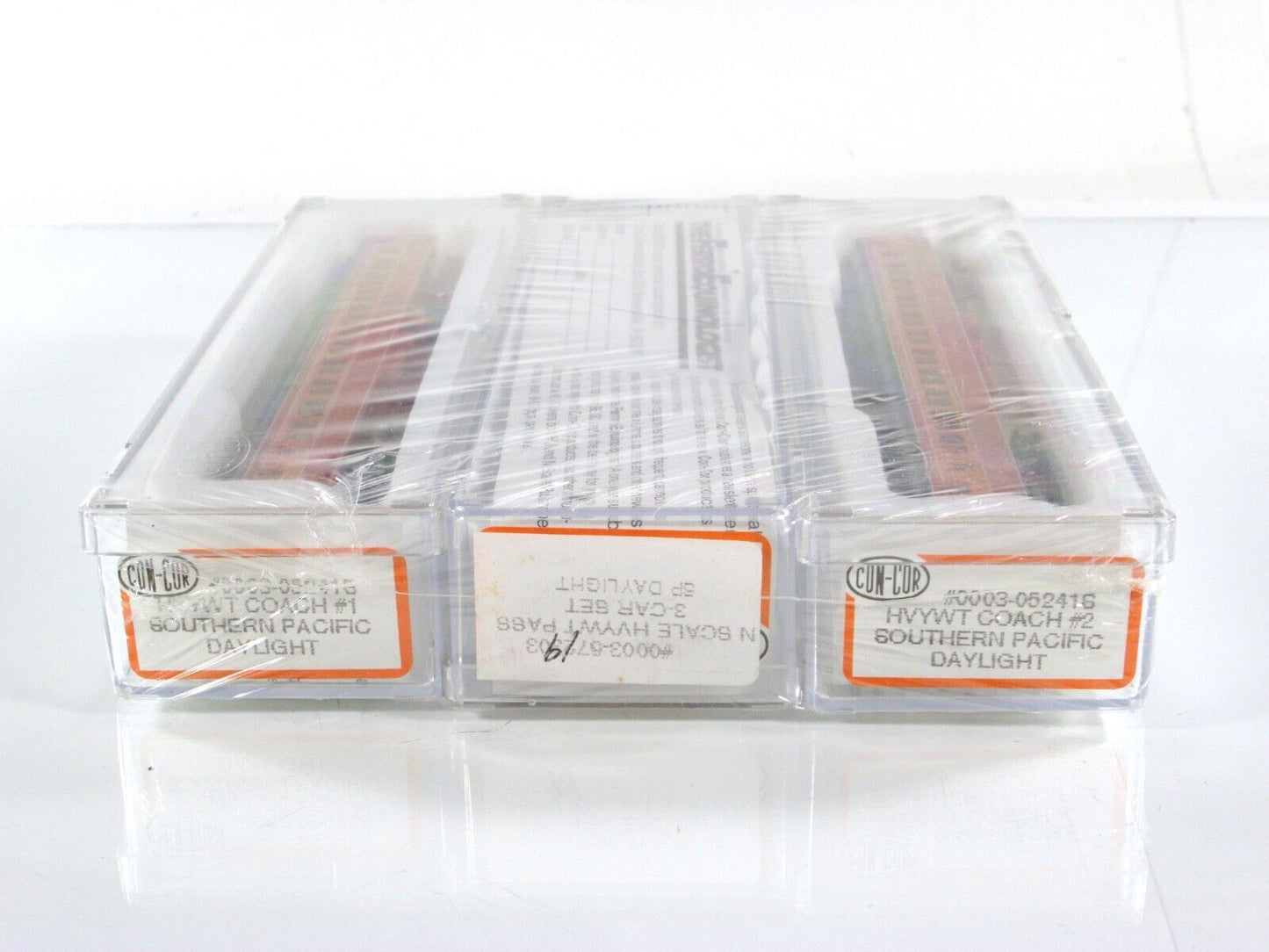 N Scale **SOUTHERN PACIFIC DAYLIGHT** 3-Coach Set - Con-Cor 571903 **VERY RARE**