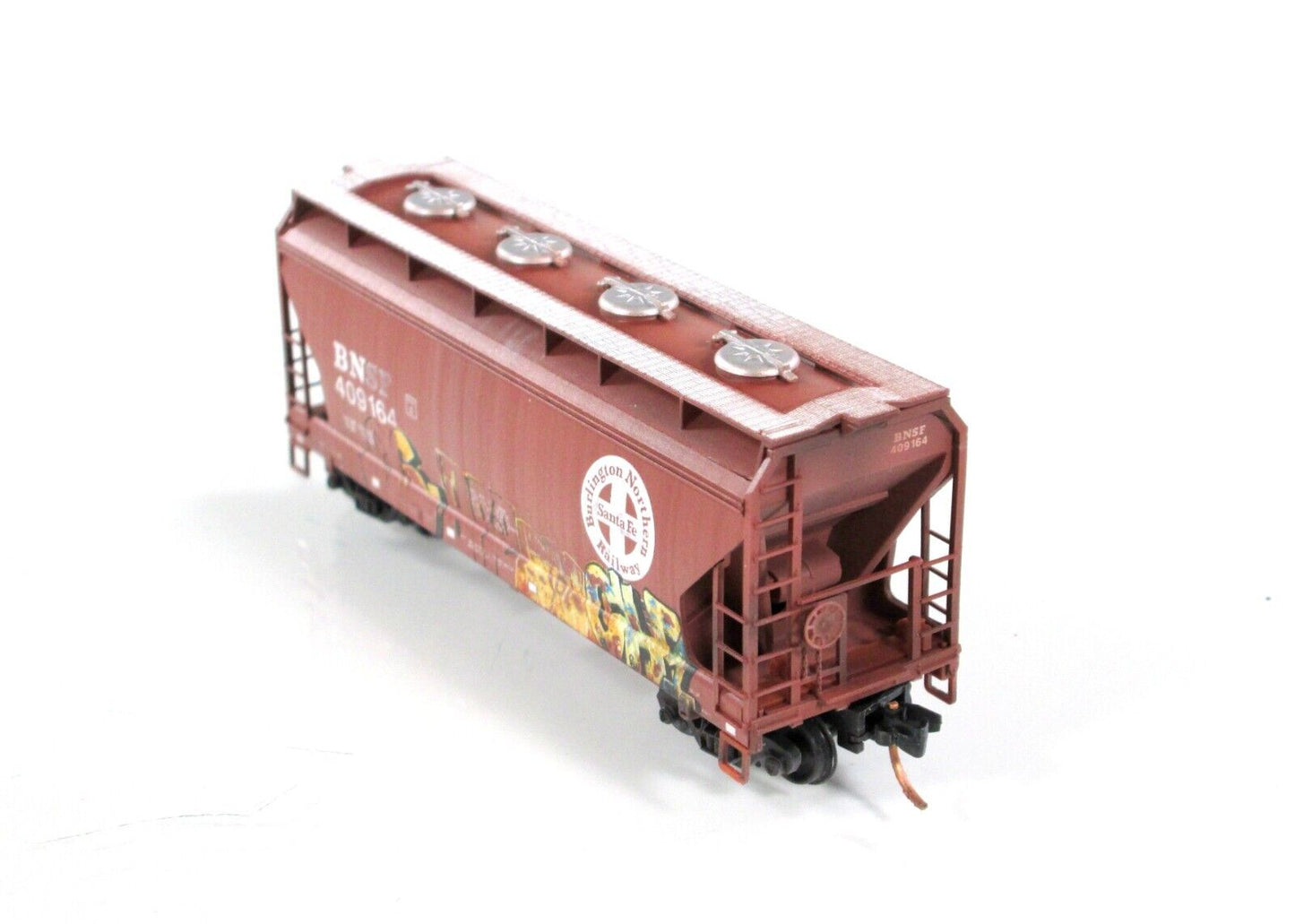 N Scale **BURLINGTON NORTHERN** Weathered Hopper #409164 - Micro Trains 09244430