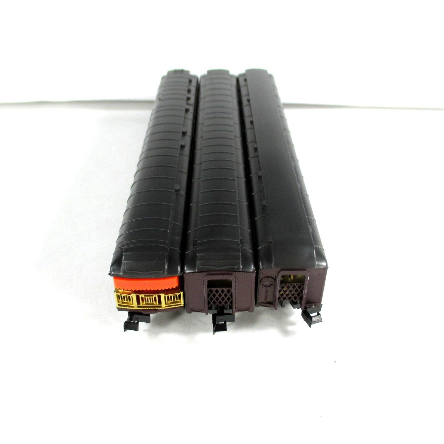 N Scale *CANADIAN PACIFIC* Heavyweight 3-Passenger Set - Arnold / Rivarossi 0591