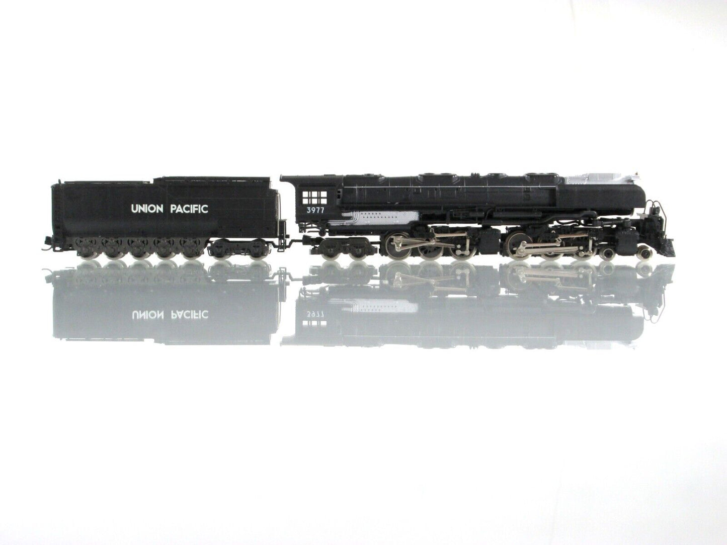 N Scale UNION PACIFIC 4-6-6-4 CHALLENGER - UP #3977 - Rivarossi 003701 **Project