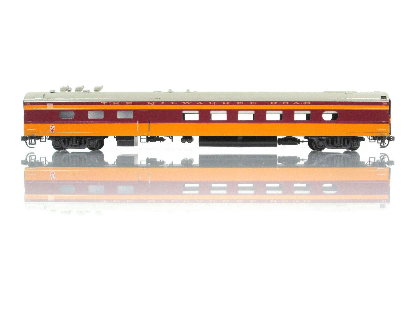 HO Scale BRASS **Milwaukee Road Hiawatha 40-Seat Diner** SHOREHAM SHOPS, MILW 05