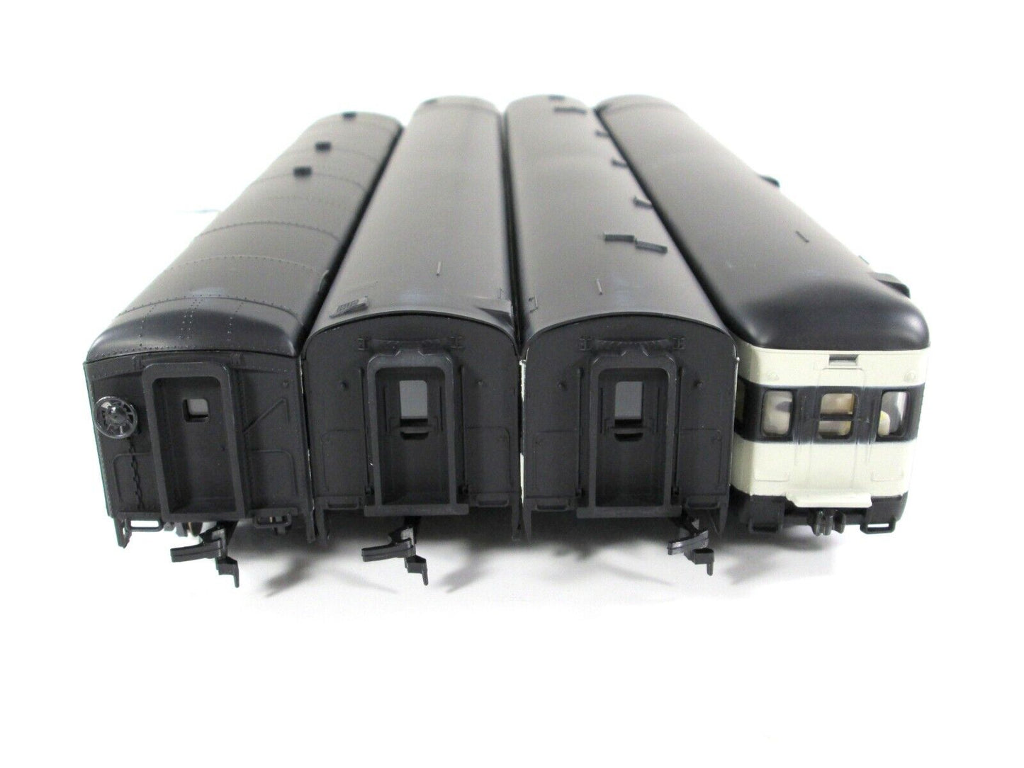HO Scale ***CANADIAN NATIONAL*** 1930s Passenger 4-Car Set B ---- Rivarossi 6935