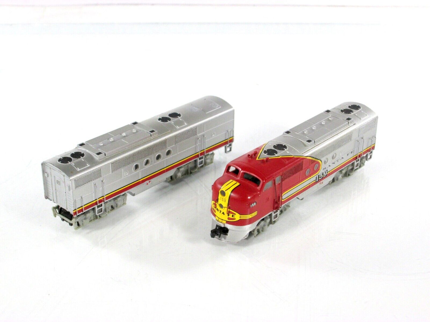 N Scale **SANTA FE WARBONNET** FT A/B Set #159 - Intermountain 69003-05, DCC Rdy