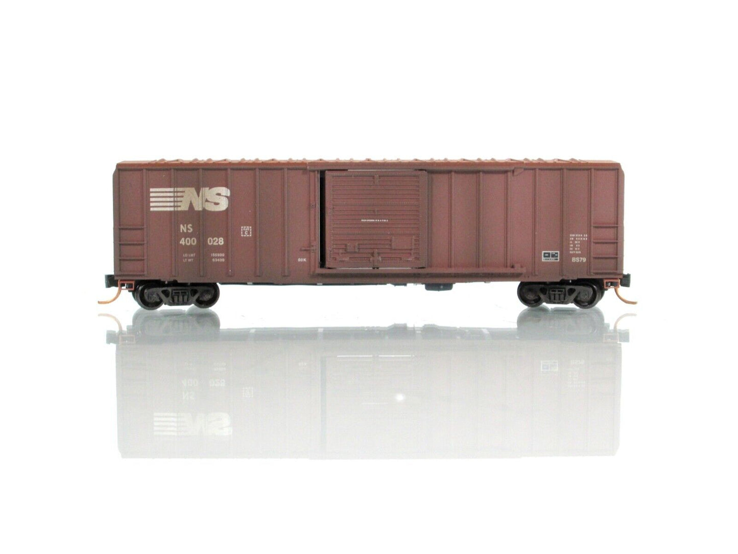 N Scale **NORFOLK SOUTHERN *HALLOWEEN** Graffiti Box Car - Micro Trains 02544730
