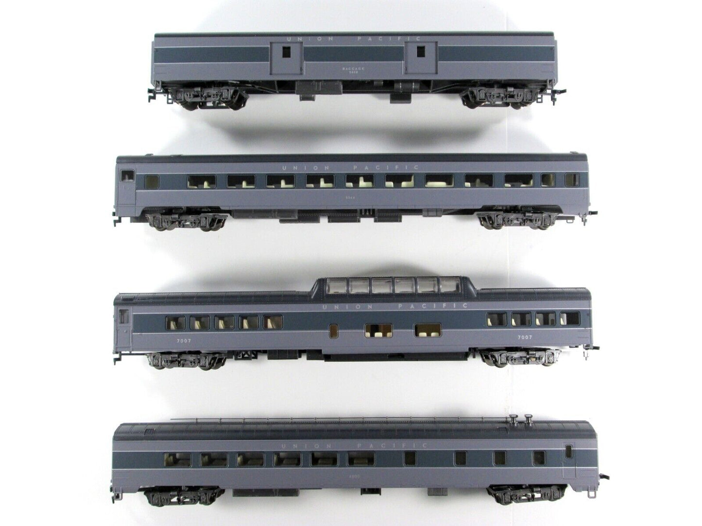 HO Scale ***UNION PACIFIC GRAY*** 1930s Passenger Car Set A ----- Rivarossi 6940