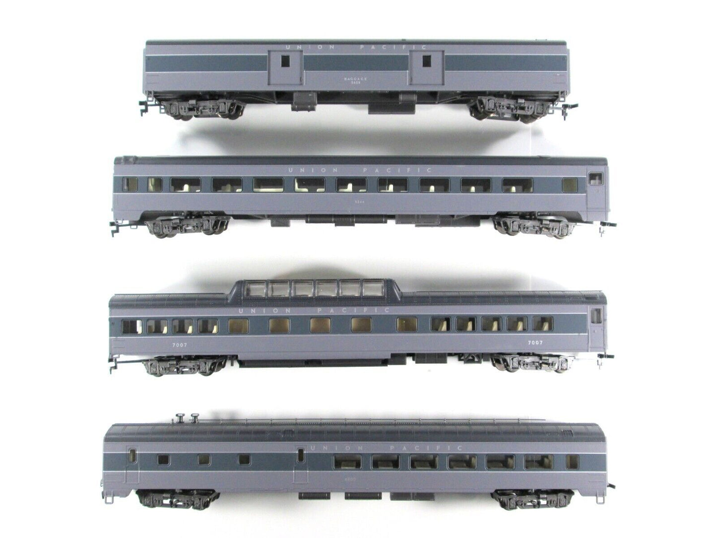 HO Scale ***UNION PACIFIC GRAY*** 1930s Passenger Car Set A ----- Rivarossi 6940