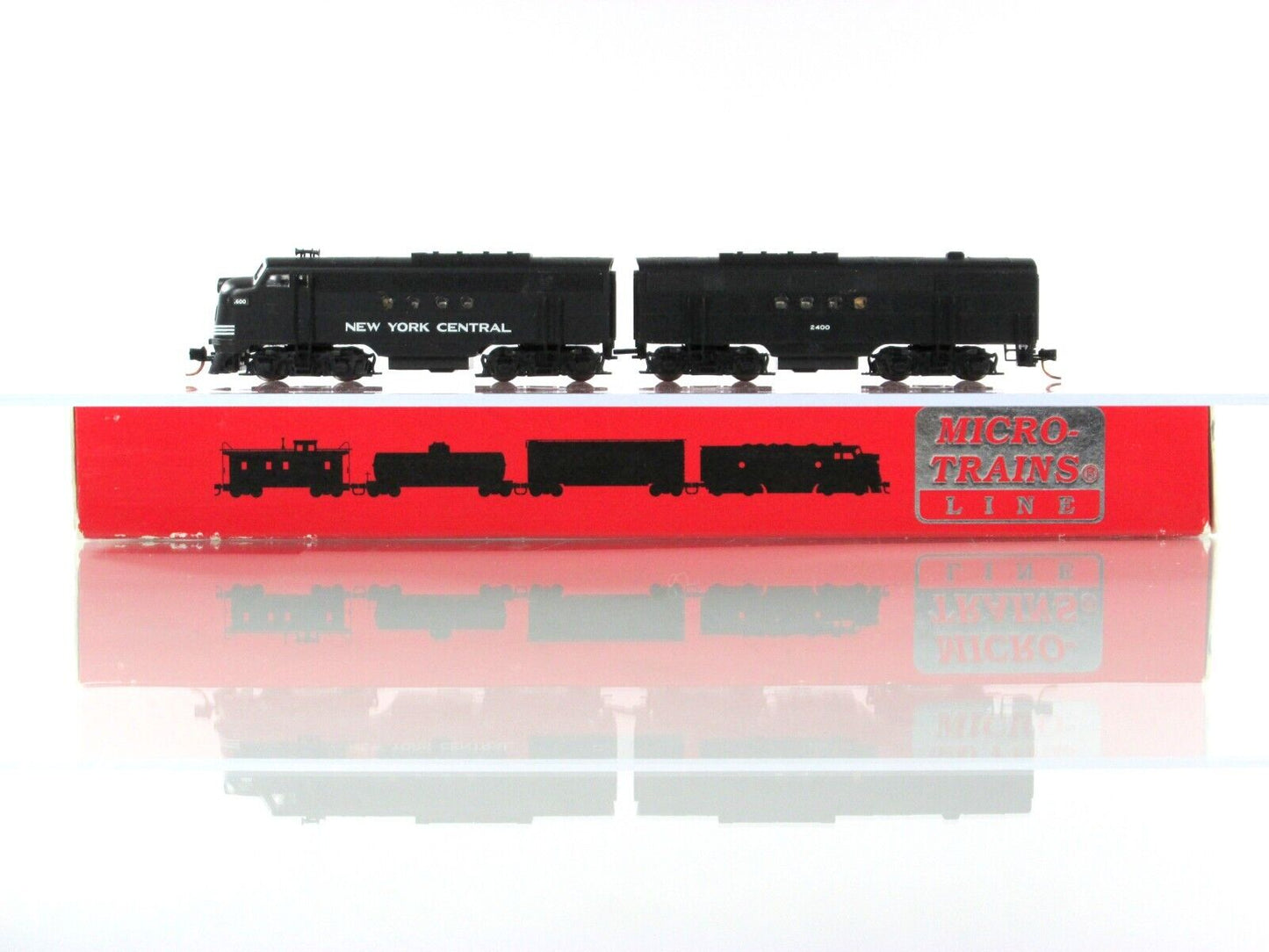 N Scale ***NEW YORK CENTRAL*** EMD FT A/B Set -- Micro Trains 99200021, DCC Rdy