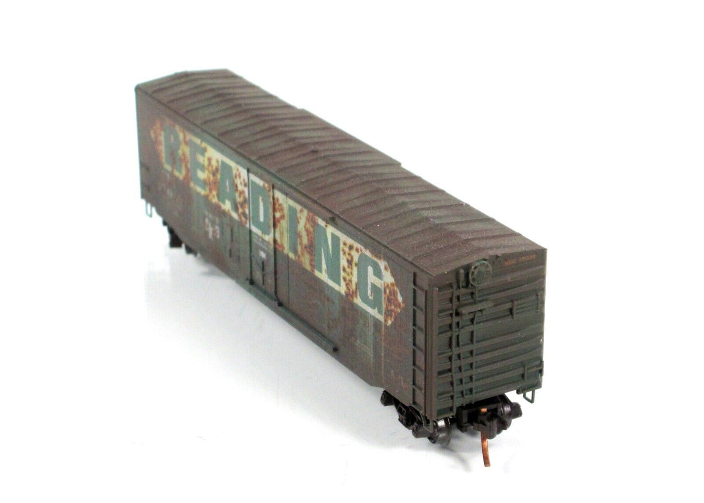 N Scale ***READING*** Weathered 50' Box Car #17039 - Micro Trains 03844510