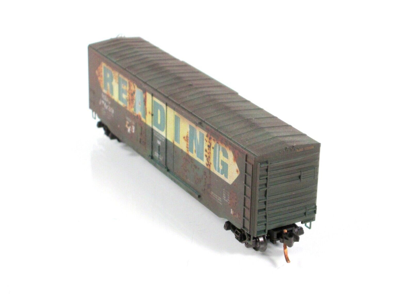 N Scale ***READING*** Weathered 50' Box Car #17039 - Micro Trains 03844510