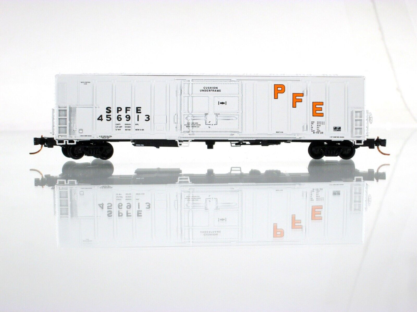 N Scale *PACIFIC FRUIT EXPRESS* SPFE Reefer 6-Car Set, Intermountain 68818 *RARE