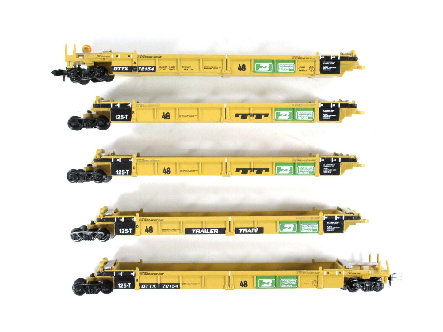 N SCALE **BURLINGTON NORTHERN / TTX** 5-Unit Well Car #72154 - Walthers 932-8104