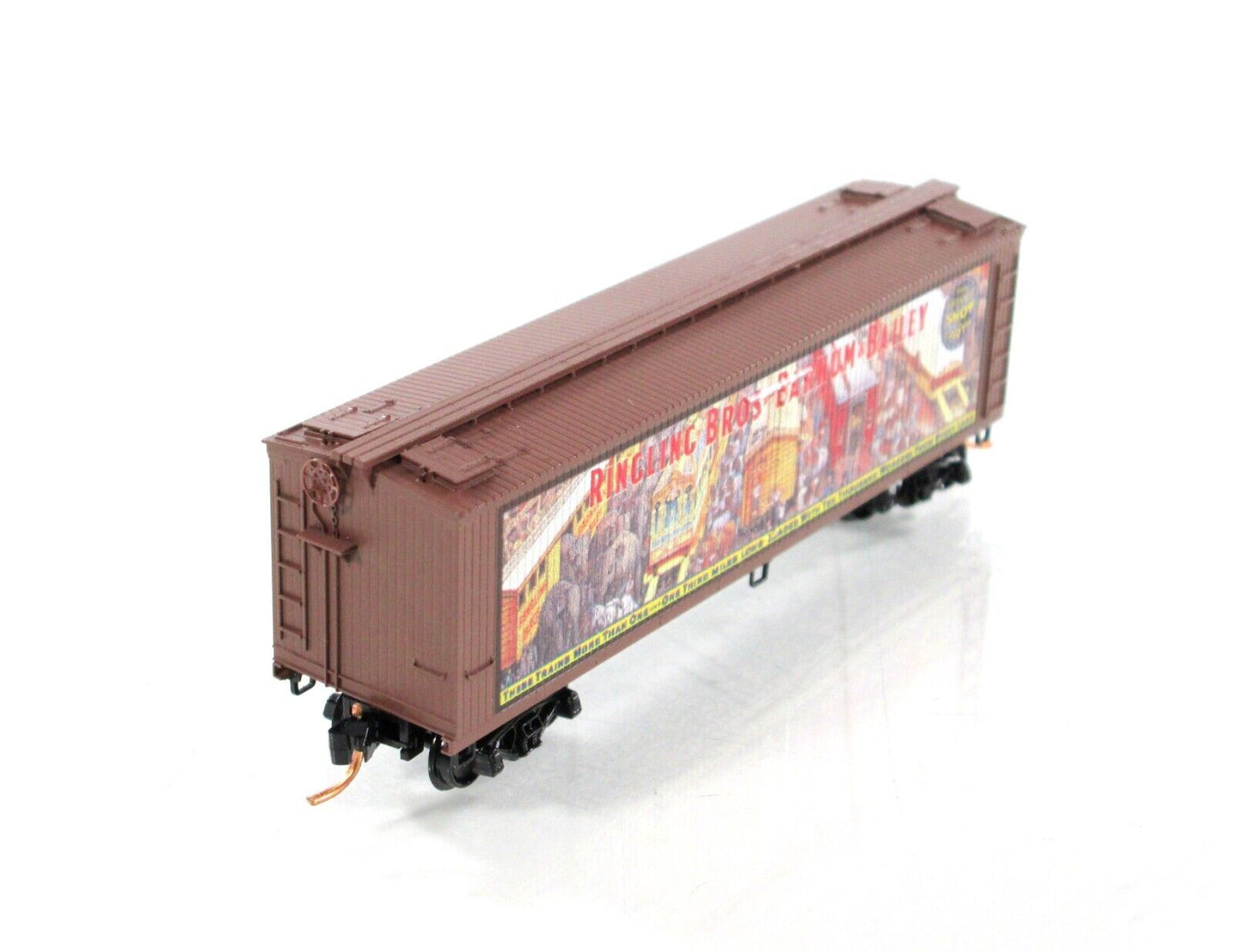 N Scale ***RINGLING CIRCUS*** Billboard Car #9 Box Car --  Micro Trains 04700409
