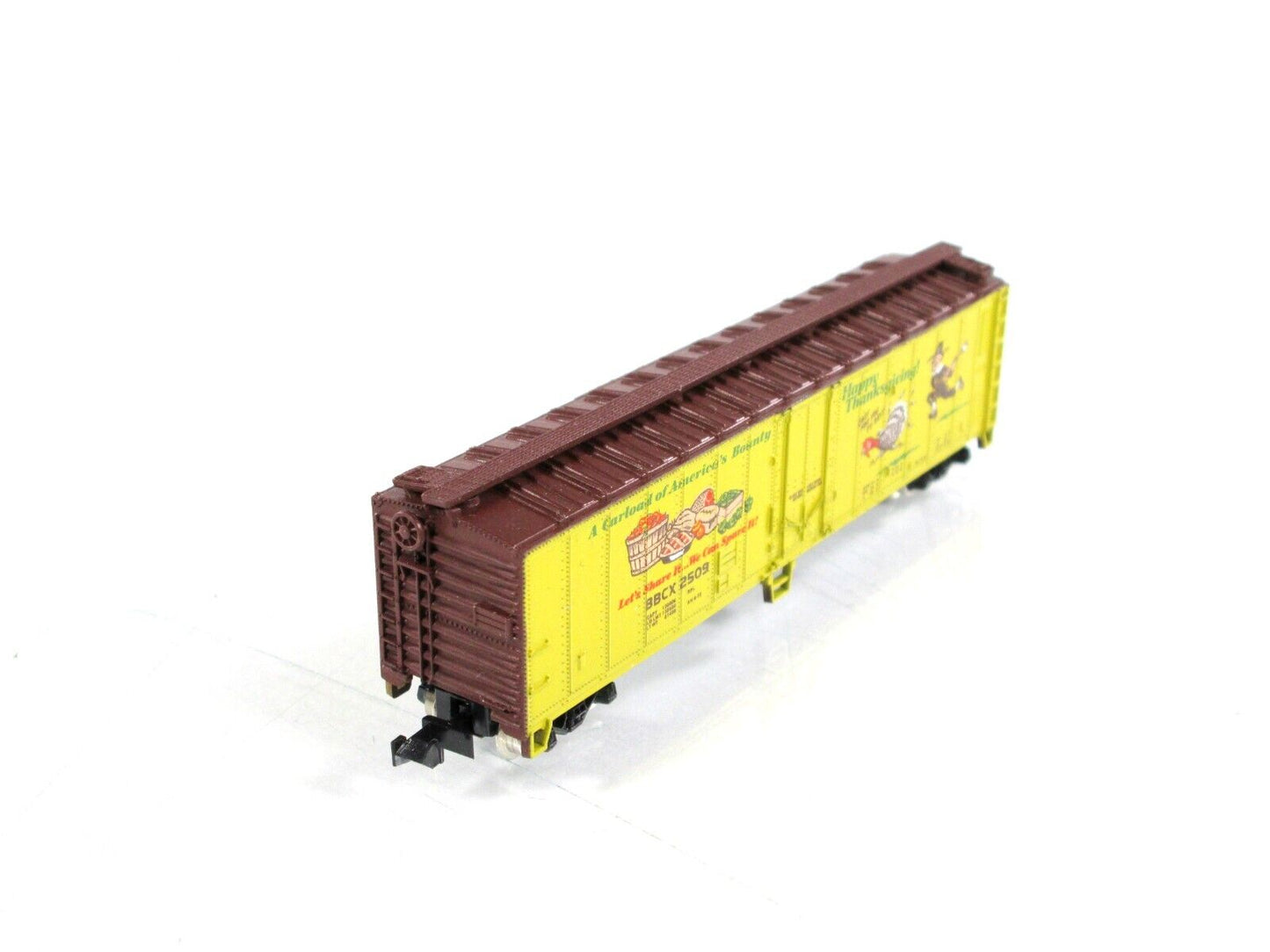 N Scale ** HAPPY THANKSGIVING ** 50' Box Car, BBCX 2509 --------- Bev-Bel, Atlas