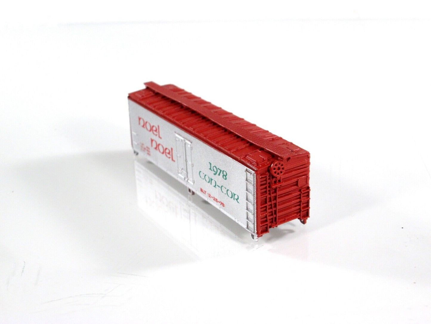 N Scale MERRY CHRISTMAS **NOEL** 40' Single Door Box Car, 1978 -- Con-Cor ON78XM