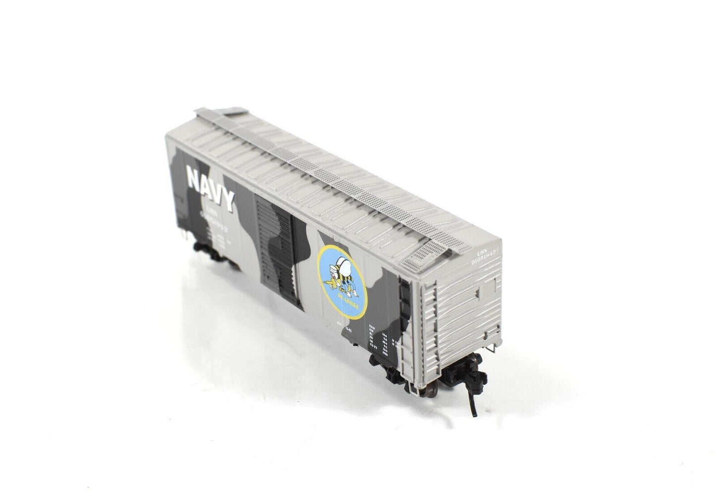 N Scale ****US NAVY SEABEES**** 40' Box Car ---- USN 01051942 ---- DELUXE 240121