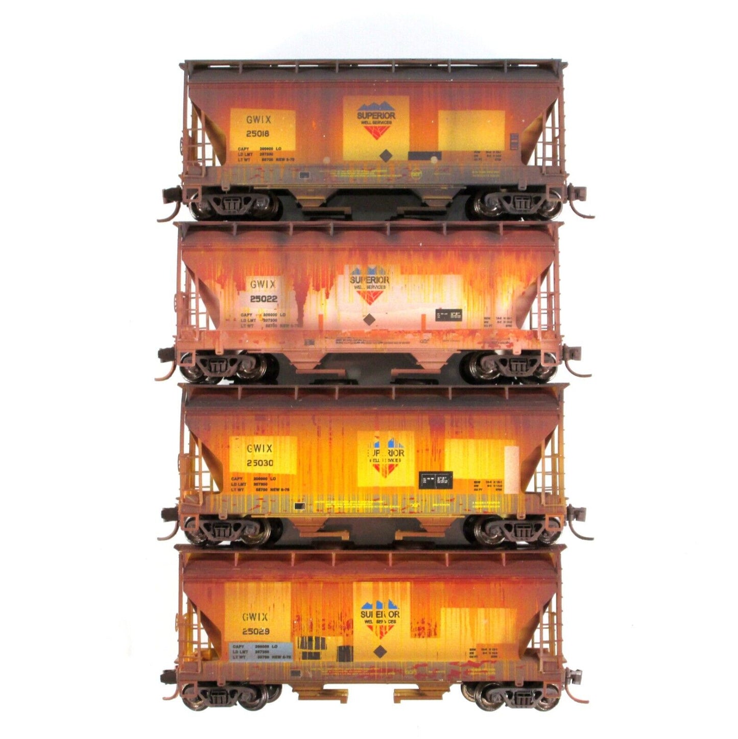 N Scale **SUPERIOR WELL SERVICES** Weathered Hopper Pack - Micro Trains 99305200