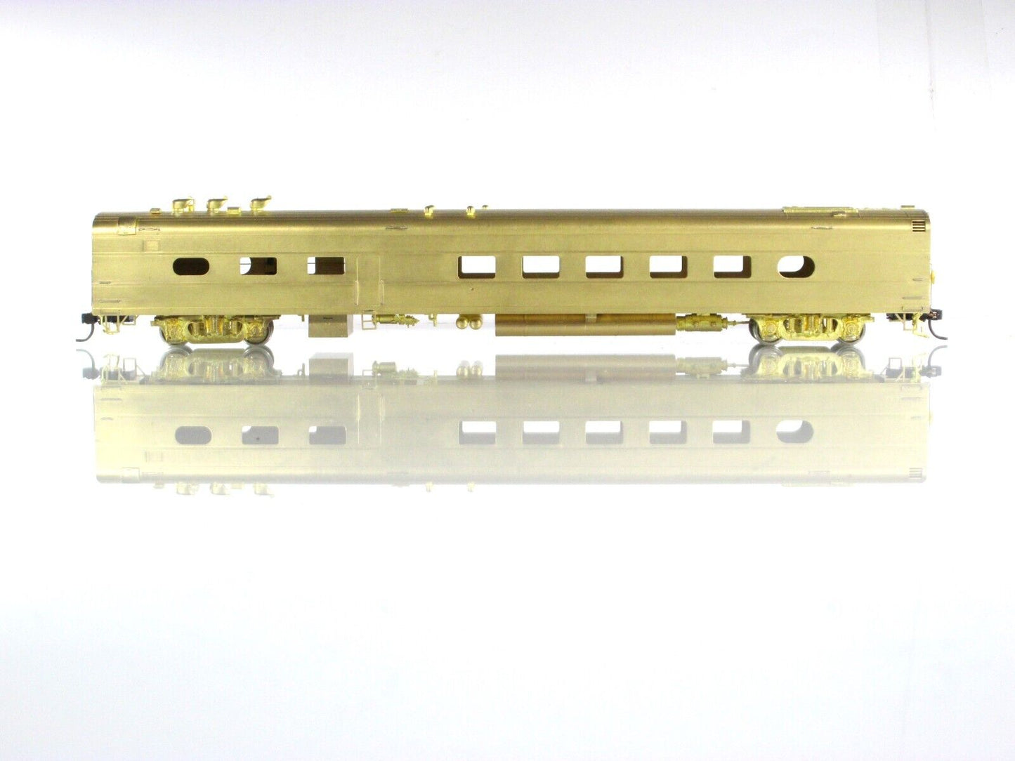 HO Scale BRASS **MILWAUKEE OLYMPIAN HIAWATHA #115 DINER** - ORIENTAL / SAMHONGSA