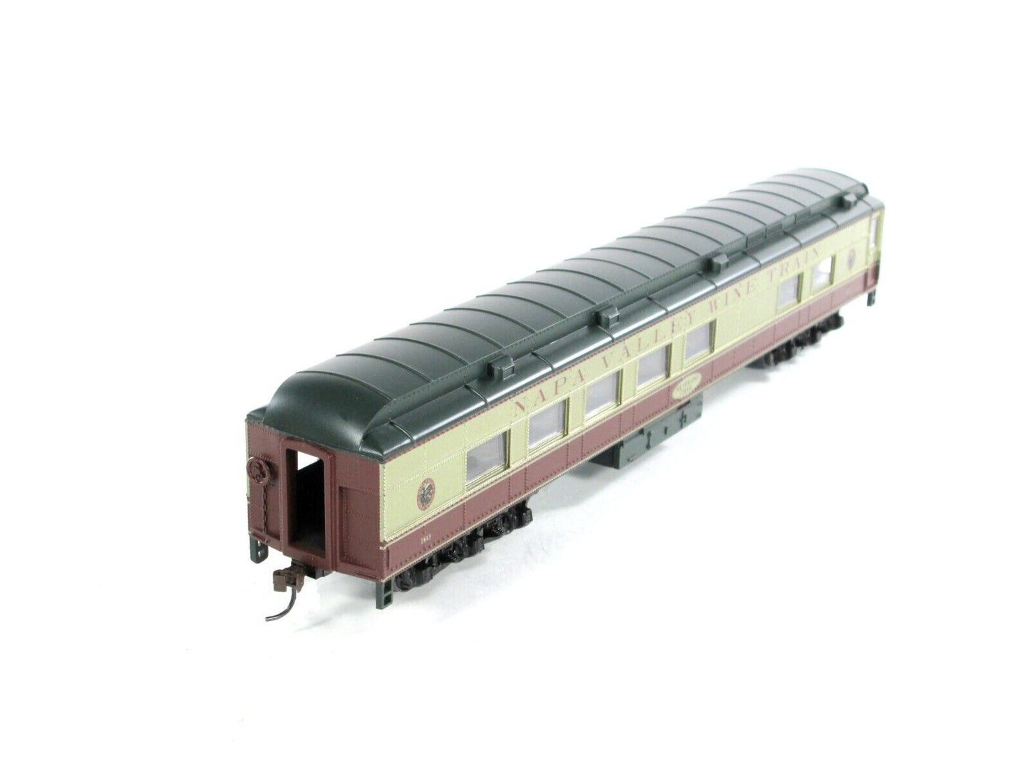HO Scale ***NAPA VALLEY*** Passenger Diner "Silverado Trail" 1013 - Athearn 8501