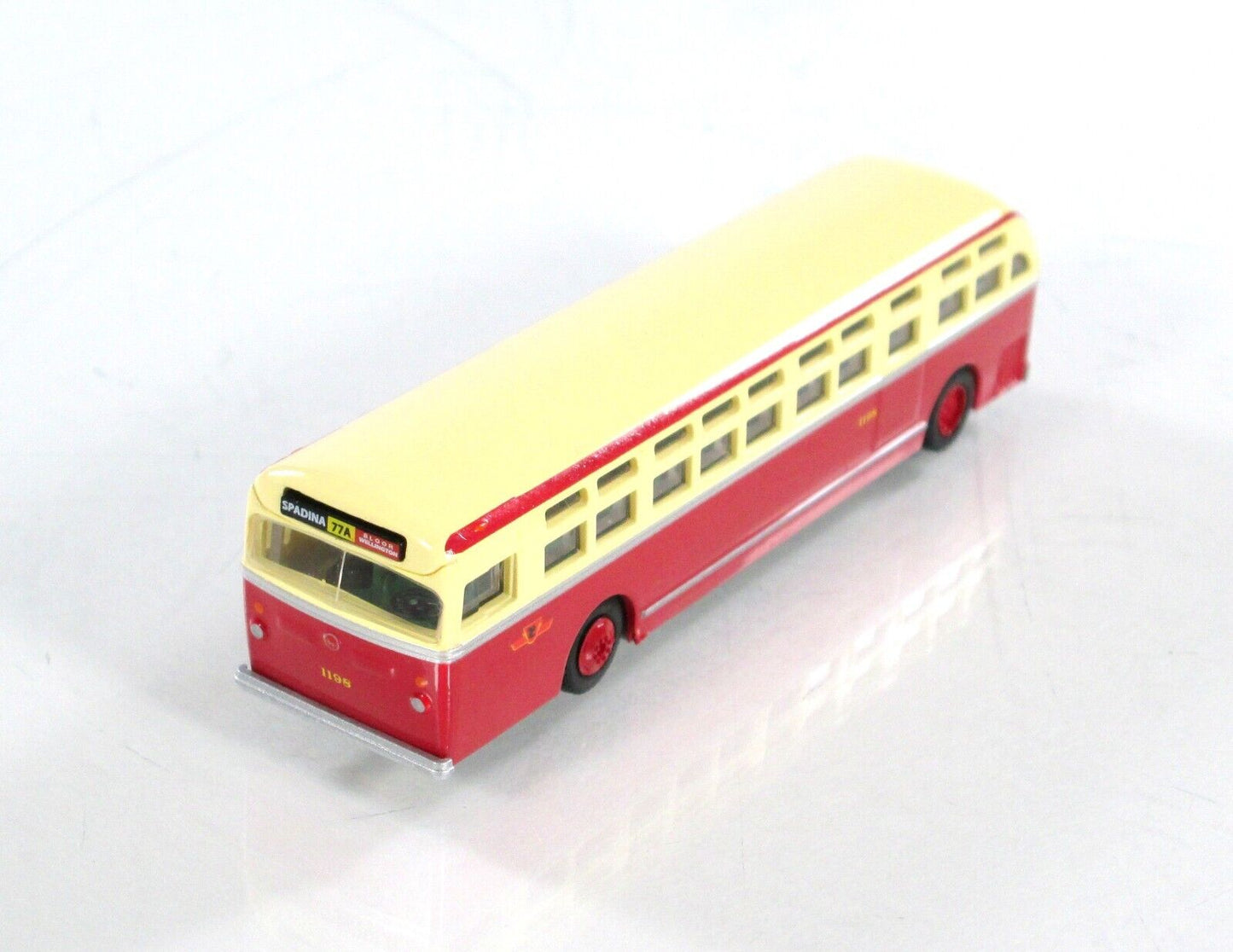 N Scale ***TORONTO*** Transit Motor Coach #1198 - WHEELS of TIME 90462