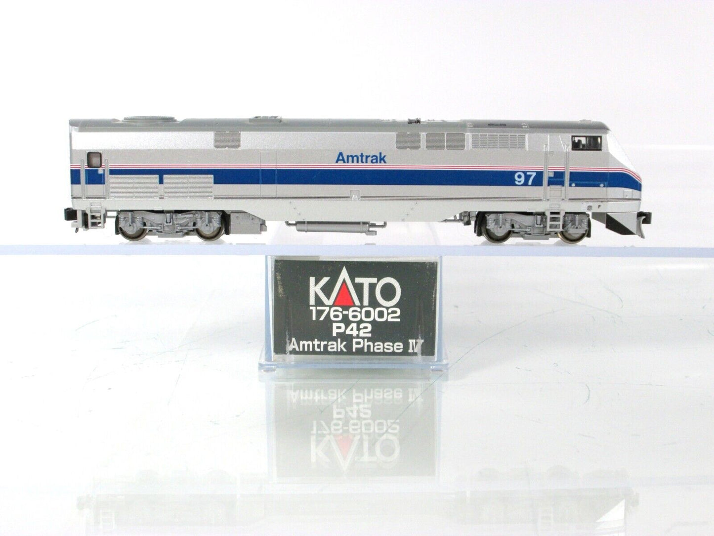 N Scale ***AMTRAK*** Phase IV P42 Diesel Locomotive #97 -- Kato 176-6002 DCC Rdy
