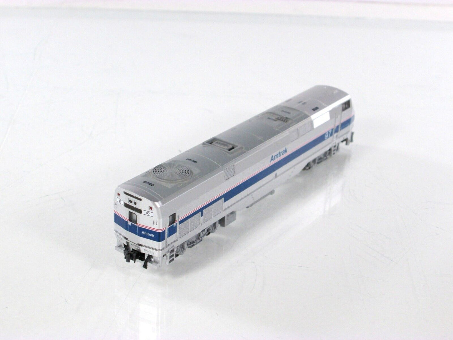 N Scale ***AMTRAK*** Phase IV P42 Diesel Locomotive #97 -- Kato 176-6002 DCC Rdy