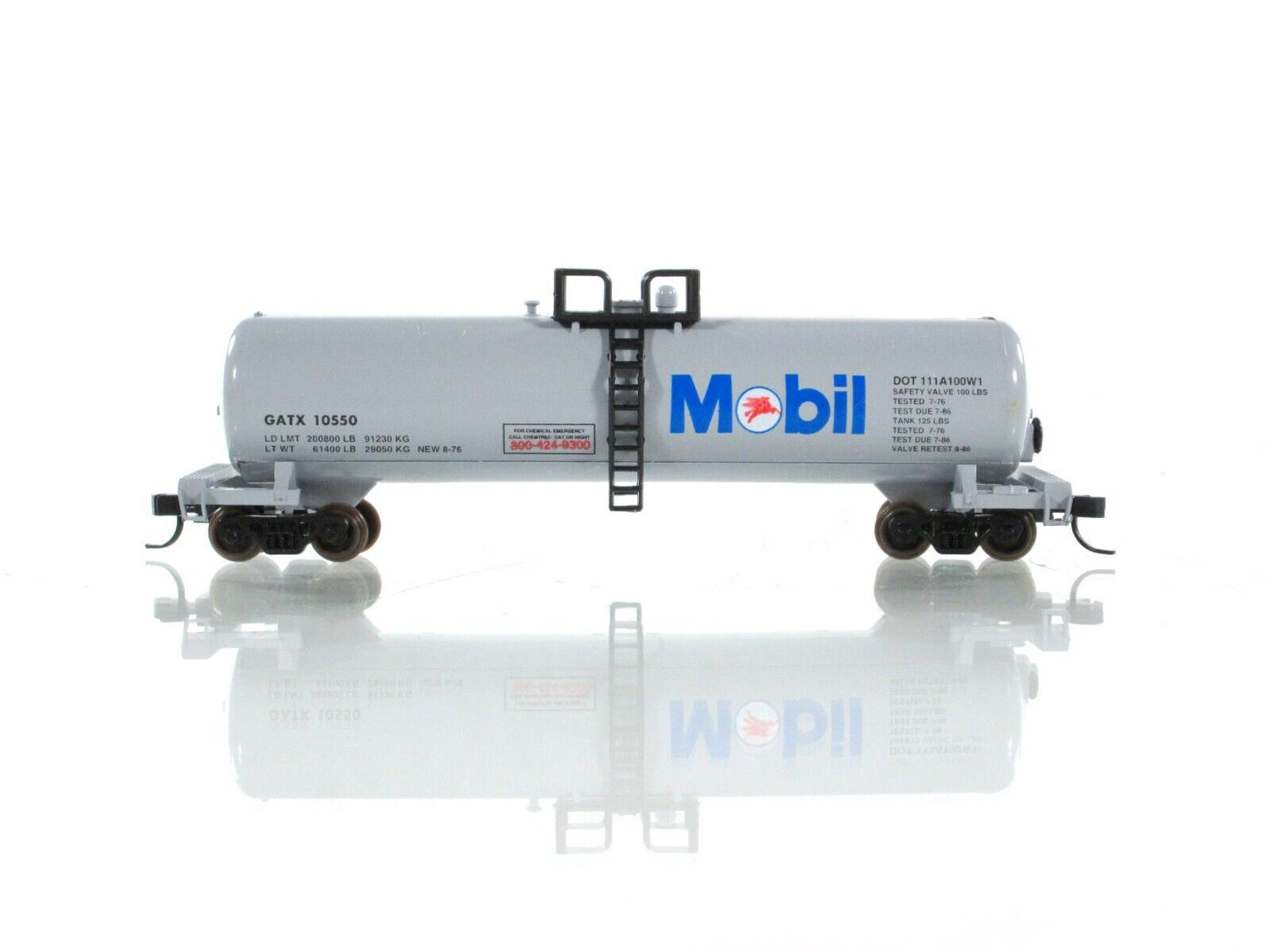 N Scale ***MOBIL*** 50' GATX Tanker 4-Set - Premiere Editions, Atlas 2656 **RARE