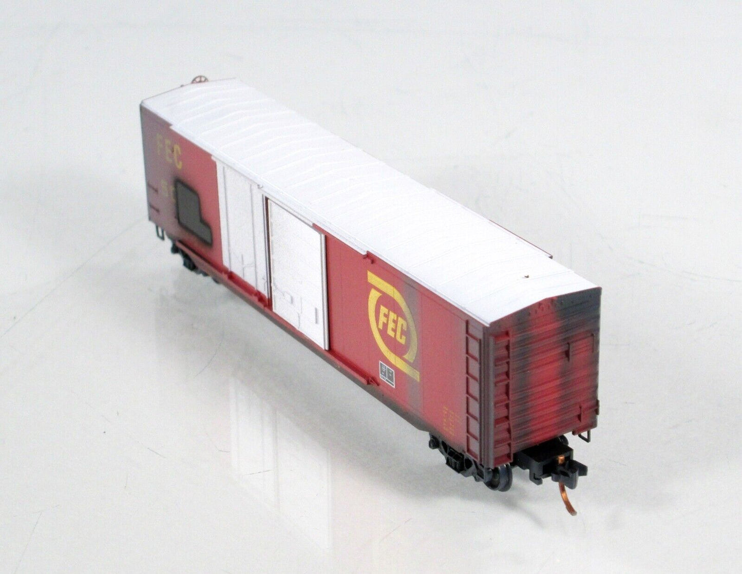 N Scale **FLORIDA EAST COAST** Weathered 50' Box Car FEC - Micro Trains 07644120