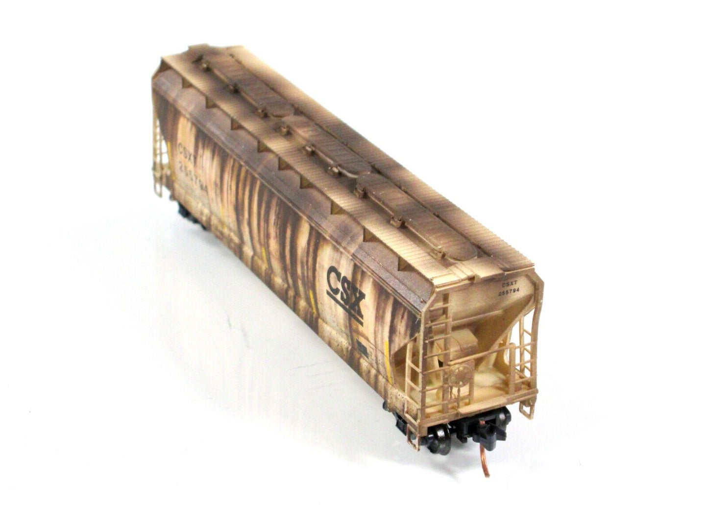 N Scale *CSX* Weathered 3-Bay Covered Hopper, CSXT 255794 -Micro Trains 09444060