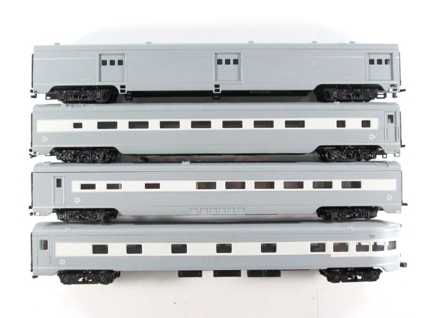 HO Scale NEW YORK CENTRAL *MERCURY* Passenger 8-Car Set - IHC 48298 **RARE