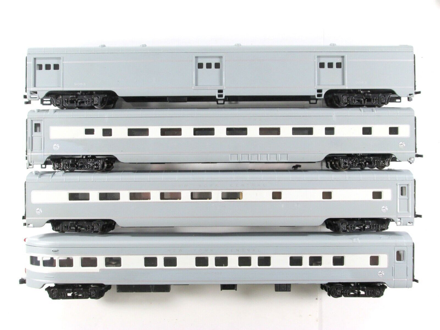 HO Scale NEW YORK CENTRAL *MERCURY* Passenger 8-Car Set - IHC 48298 **RARE