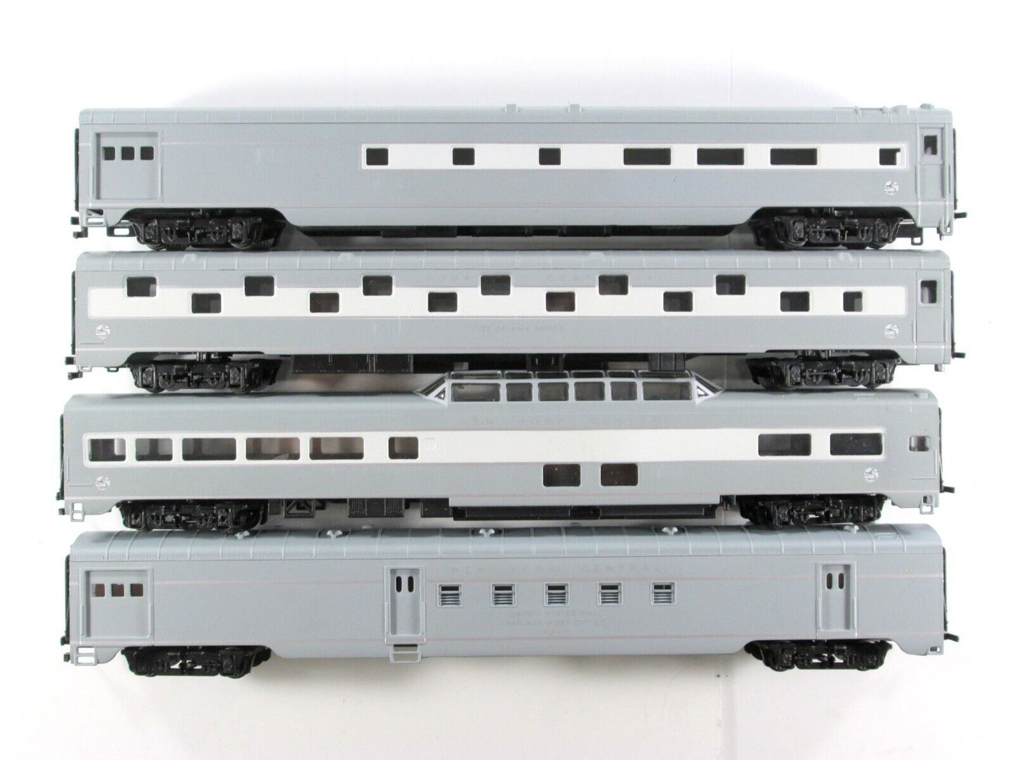 HO Scale NEW YORK CENTRAL *MERCURY* Passenger 8-Car Set - IHC 48298 **RARE