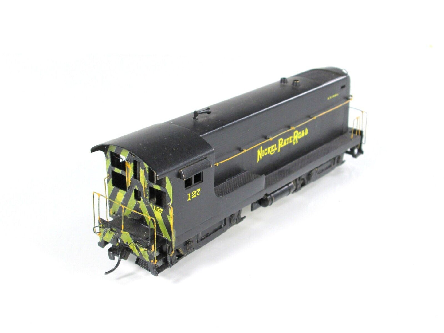 HO Scale BRASS Nickel Plate Road Diesel Switcher NKP #127 - by HALLMARK Models