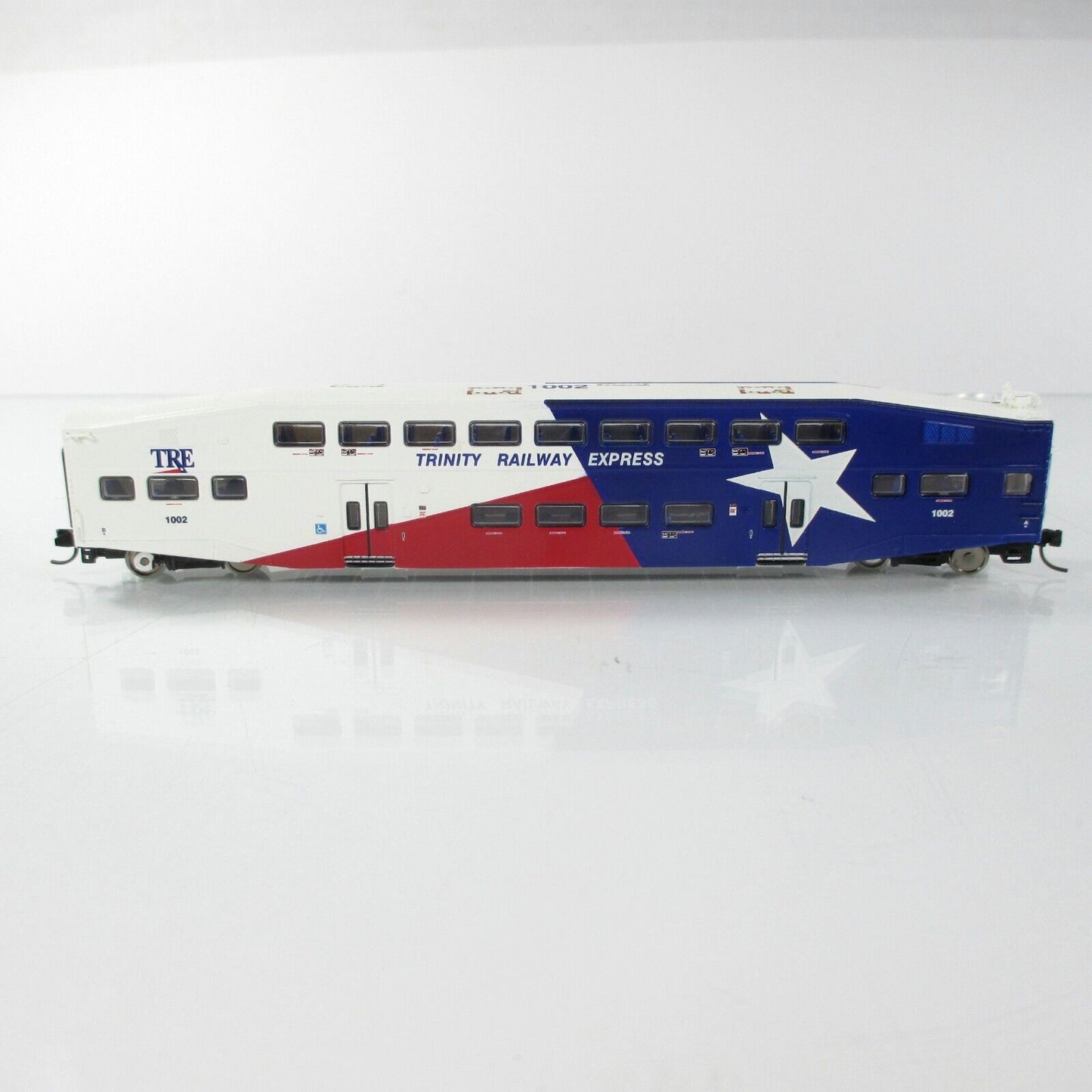 N Scale BOMBARDIER Dallas TRE Trinity Railway Control Car #1002  - Athearn 10126