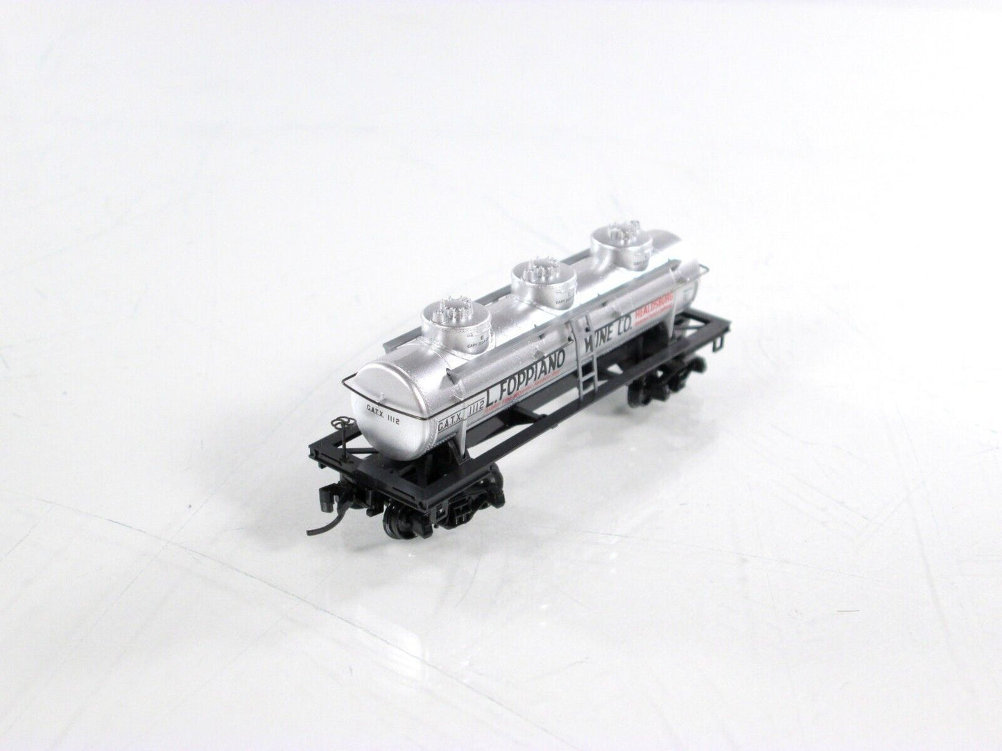 N Scale **L FOPPIANO WINE** 3-Dome Tank (Grape to Glass) - Micro Trains 06600110