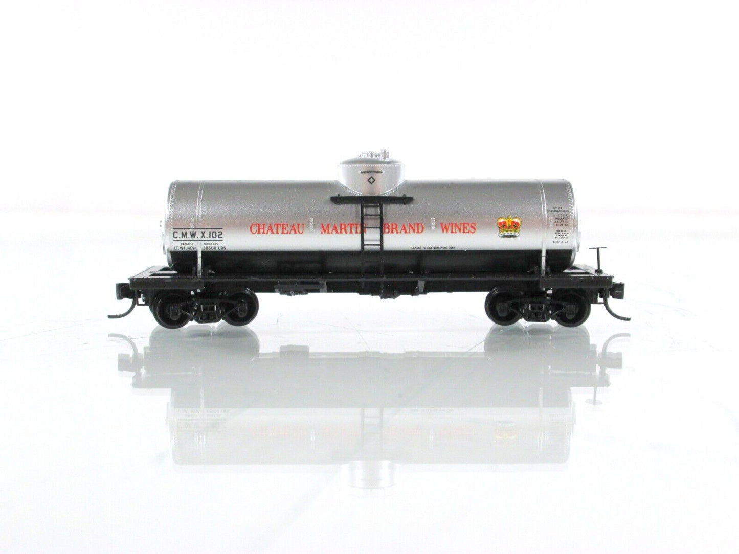 N Scale **CHATEAU MARTIN WINES** Tank Car (Grape-Glass) -- Micro Trains 06500086